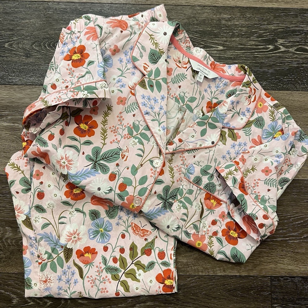 Rifle Paper Company Pajama Set Womans Medium Strawberry Field Poplin Button 2 PC